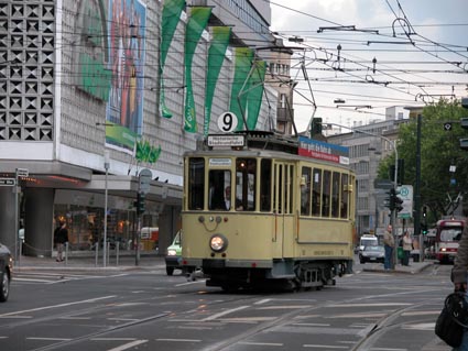 Graf-Adolf-Strasse