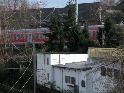 Hinter-den-Haeusern
