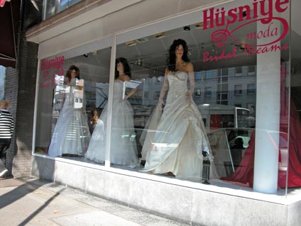 Huesniye-Moda