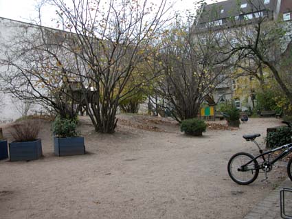 KInderspielplatz2
