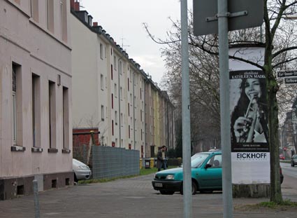 Karl-Geusen-Str