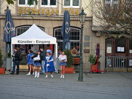 Kuenstlereingang