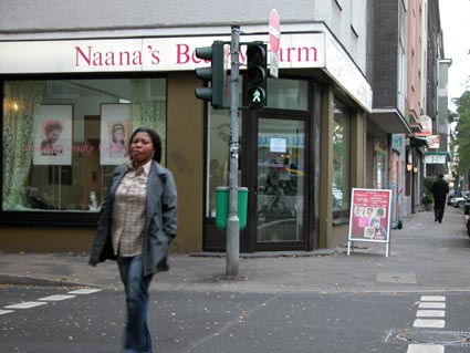 Naanas-Beauty-Farm