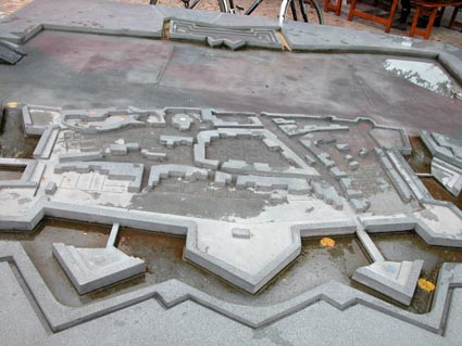 Stadtplanbrunnen-1700