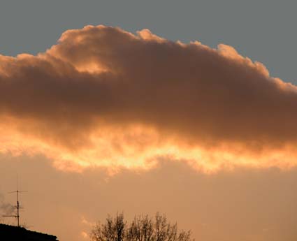 Wolke-quer