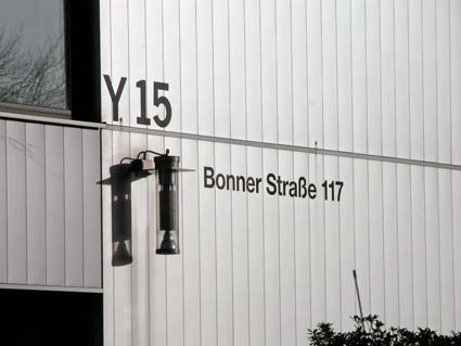 Y15
