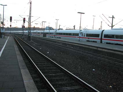 ellenlanger-Zug