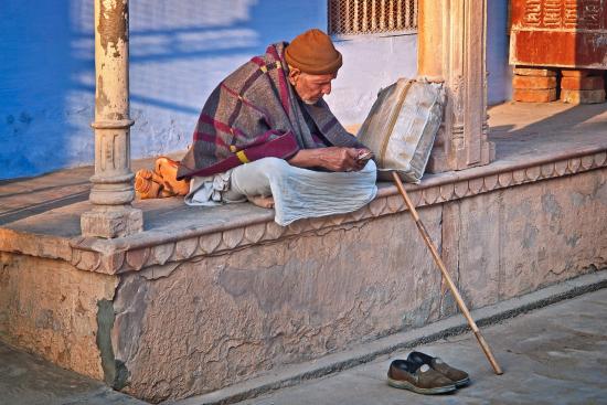 old-man-1145469_1280