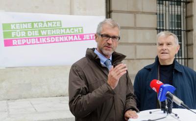 Heldenplatz_Pelinka_12-10-2012