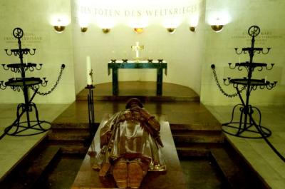Epitaph Krypta