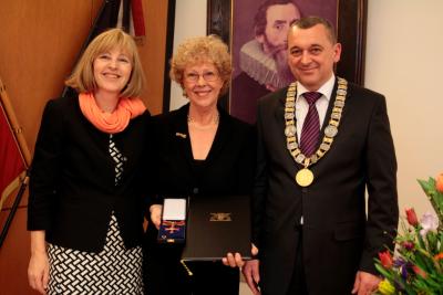 Bundesverdienstkreuz für Hilda Röder Bundesverdienstkreuz für Hilda Röder
