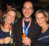 Erstkontakt bei KOMMParty im Badeschiff. Foto: Flow