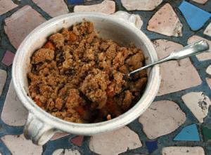 Gebacken sieht es doch sehr vollkornig aus. Es schmeckt aber besser, als das Bild vermuten lässt! Gebacken sieht es doch sehr vollkornig aus. Es schmeckt aber besser, als das Bild vermuten lässt!