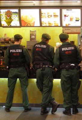 Polizei-f_r-Franca1