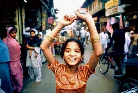 Girl-Dancing-in-Street