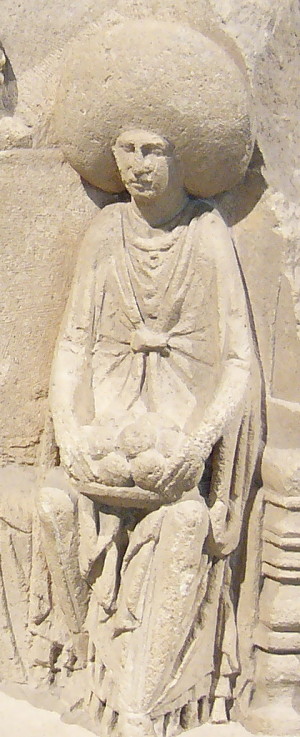 Detail eines Bonner Matronensteins