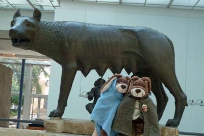 Livia und Marcellus mit der kapitolinischen Woelfin