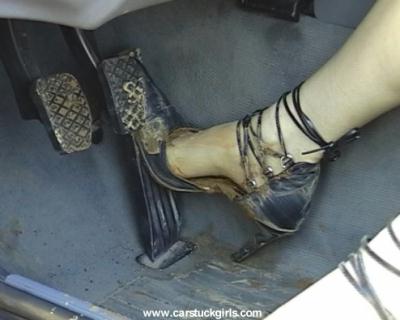 carstuck