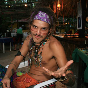 Ein besonders bunter Vogel von El Panchan