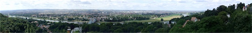 Blick auf das Blaue Wunder und Dresden vom Luisenhof