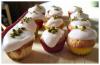 *pistazien cupcakes* *pistazien cupcakes*