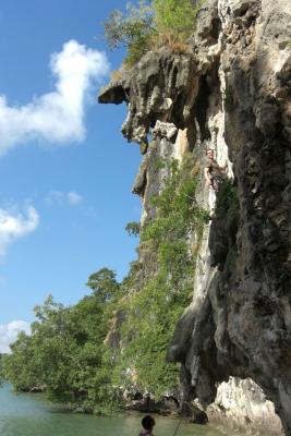 kfQiuIAzn_qTQlMOtD5JdX5-Ti5Bh_l8TNE4jp2mPxI