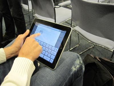 iPad mit Lupe für den Cursor ...