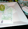 Money, Money, Money beim Abendessen Money, Money, Money beim Abendessen