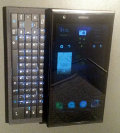 Jolla Phone mit QWERTZ Tastatur 