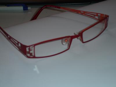 Brille_rot