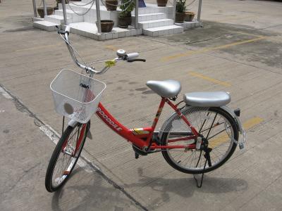 Geiles rotes Rocker-Bike