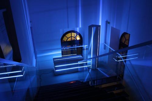 light-art-1st-glow-artstays-ptuj-illumination-Mounty-R-P-Zentara