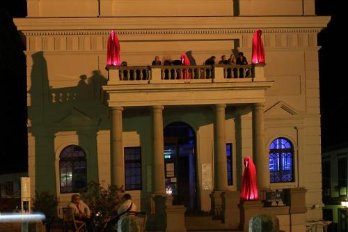 light-art-1st-glow-artstays-ptuj-illumination-light-art-biennale-austria-Alexandre-Murucci-Mounty-R-P-Zentar-Christoph-Luckeneder-Manfred-Kielnhofer