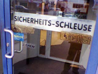 sicherheits-schleuse