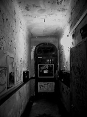 schreiner_entrance