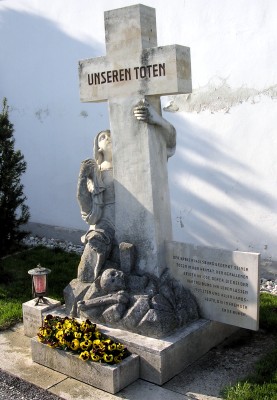 vertriebenendenkmal friedhof poysdorf