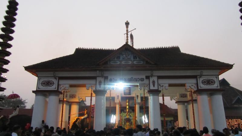 In Vaikom am Hindu-Tempel