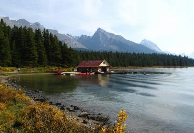 Maligne-Lake