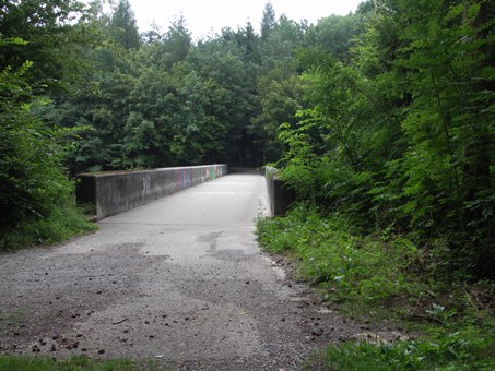 Autobahnbruecke