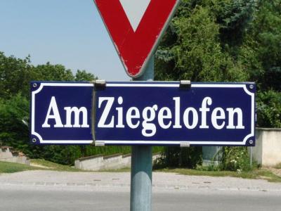 Ziegelofen Strassenschild Ziegelofen Strassenschild
