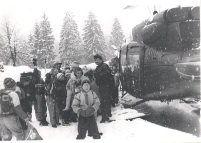 1988_03-IS-02