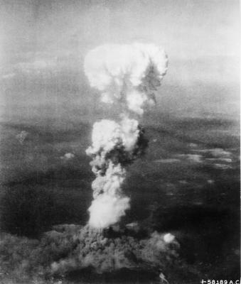 Atomic_cloud_over_Hiroshima