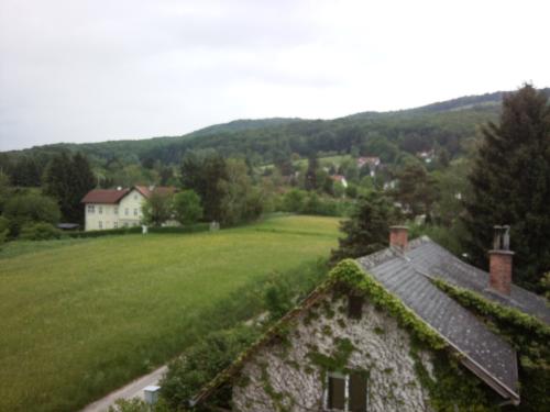 Richtung Bahn..vom Dachl