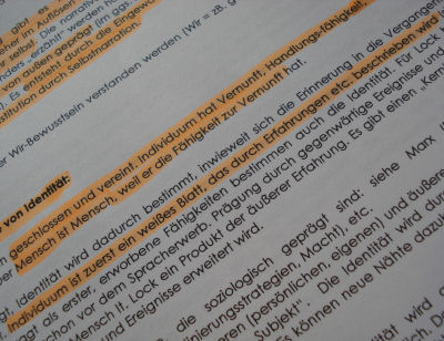"ich werd nie mehr so rein und dumm sein wie weißes papier"