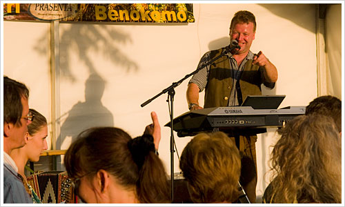 Unterhaltungskünstler auf der Biermeile Berlin