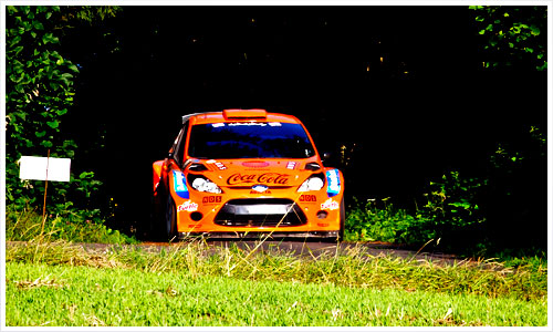 Rallyeauto bei der Deutschlandrallye