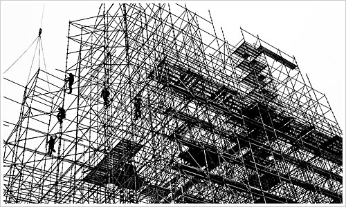 Gerüst mit Arbeitern am Leipziger Platz