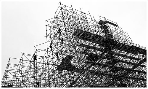 Gerüst mit Arbeitern am Leipziger Platz