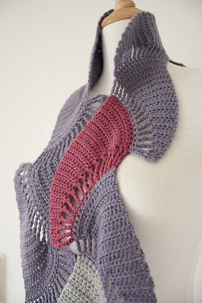 Boteh scarf Detail