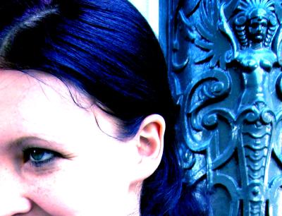 sophie-im-cafe-muller